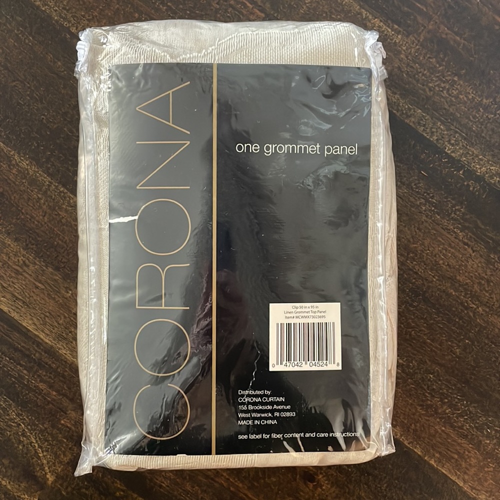 NWT Corona 1 Grommet Panel.